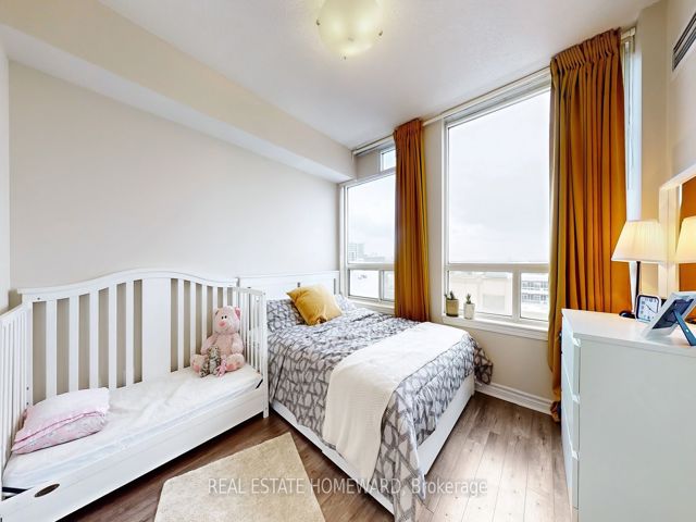 1205 - 2 Rean Dr