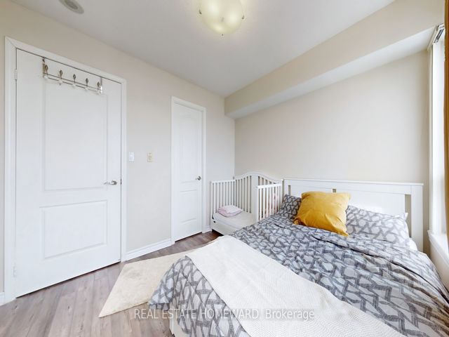 1205 - 2 Rean Dr