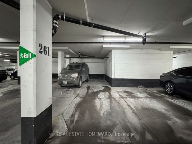 1205 - 2 Rean Dr