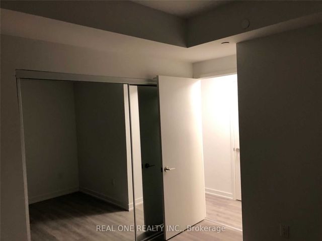224 - 158 Front St E