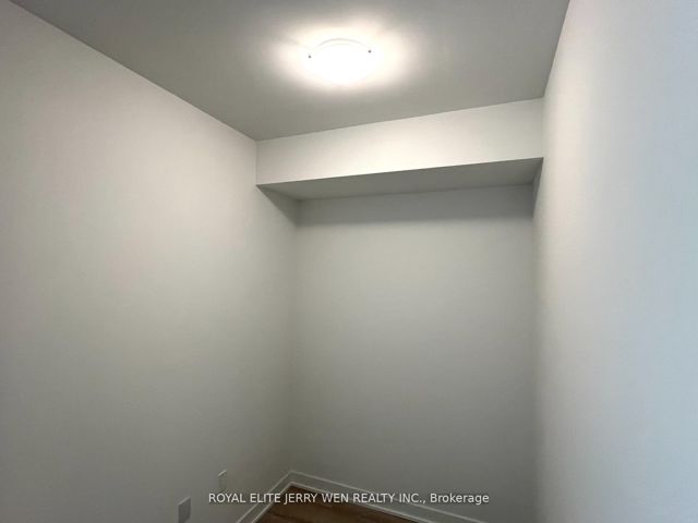613 - 250 Lawrence Ave W