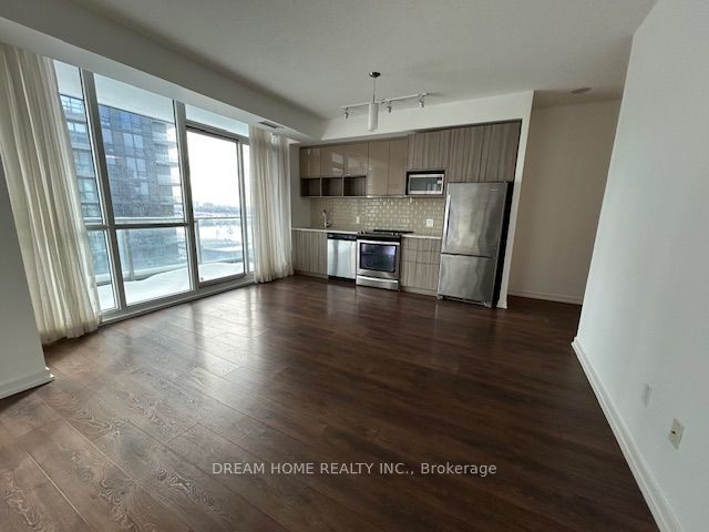 1105 - 52 Forest Manor Rd