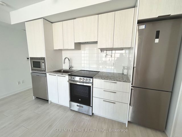 1012 - 18 Maitland Terr