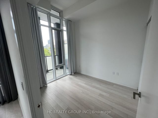 419 - 50 Power St