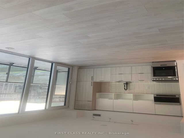 S804 - 180 Mill St