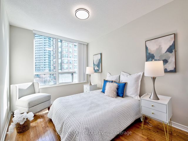 616 - 503 Beecroft Rd