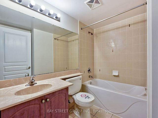 616 - 503 Beecroft Rd