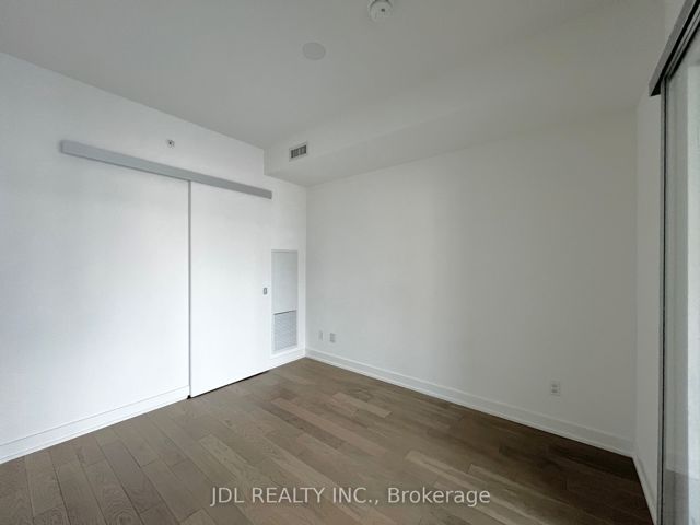 1315 - 25 Richmond St E