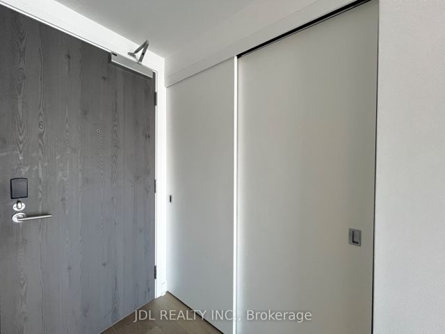 1315 - 25 Richmond St E