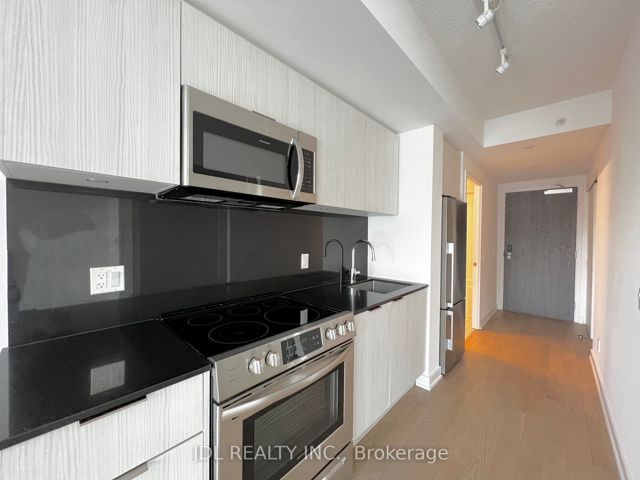 1315 - 25 Richmond St E