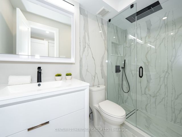 406 - 3303 Don Mills Rd
