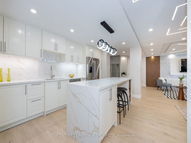 406 - 3303 Don Mills Rd