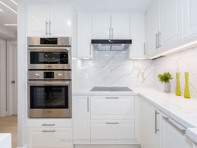 406 - 3303 Don Mills Rd