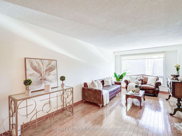 181RC - 181 Rusty Crestway Way