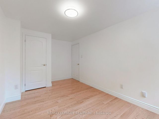 181RC - 181 Rusty Crestway Way