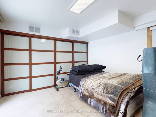 181RC - 181 Rusty Crestway Way