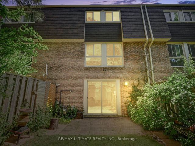 181RC - 181 Rusty Crestway Way