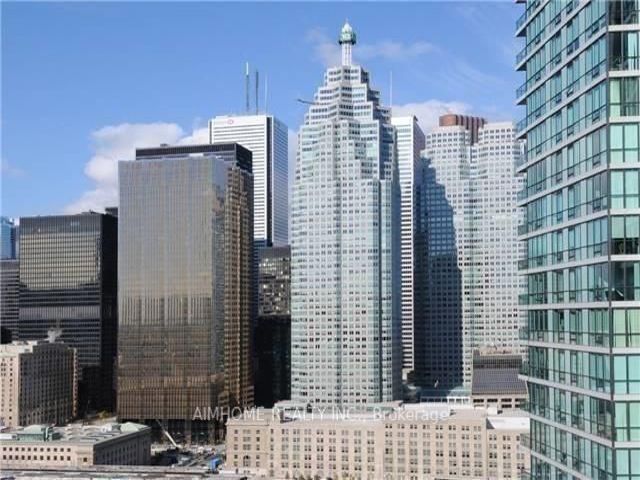 2105 - 12 Yonge St
