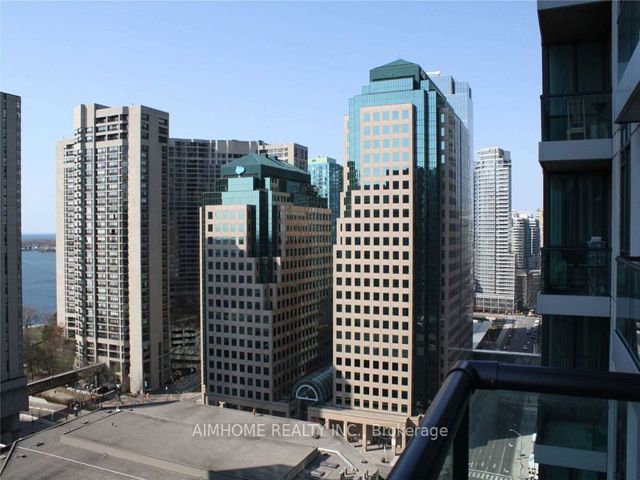 2105 - 12 Yonge St