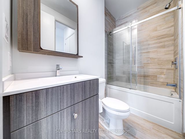 2905 - 75 Canterbury Pl