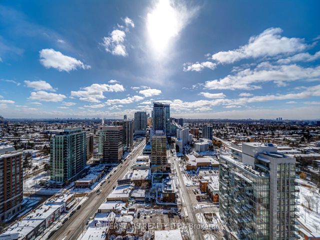 2905 - 75 Canterbury Pl
