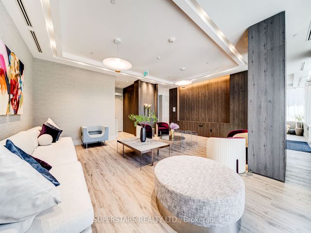 2905 - 75 Canterbury Pl
