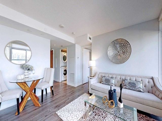505 - 80 Queens Wharf Rd