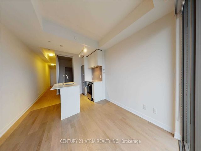 1012 - 57 St Joseph St