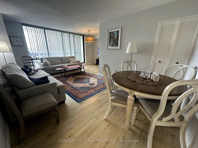 814 - 350 Seneca Hill Dr