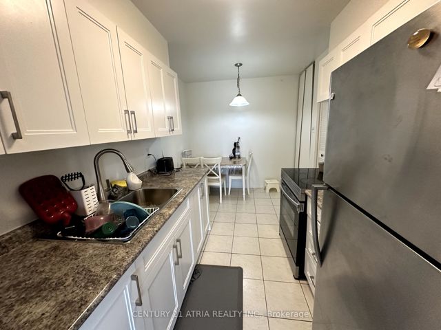 814 - 350 Seneca Hill Dr