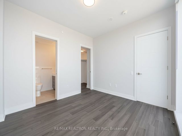 1205 - 2525 Bathurst St