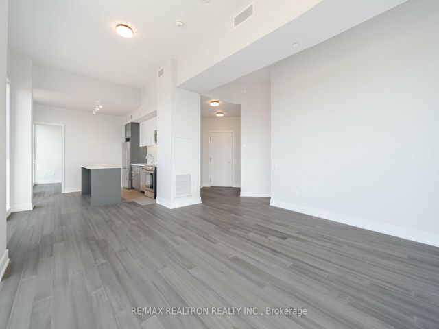 1205 - 2525 Bathurst St