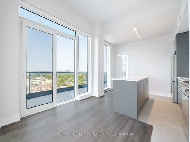 1205 - 2525 Bathurst St