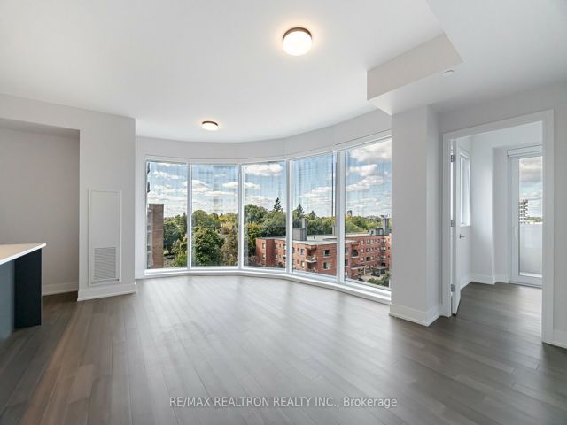 807 - 2525 Bathurst St