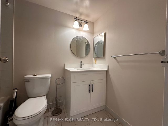 104 - 5785 Yonge St