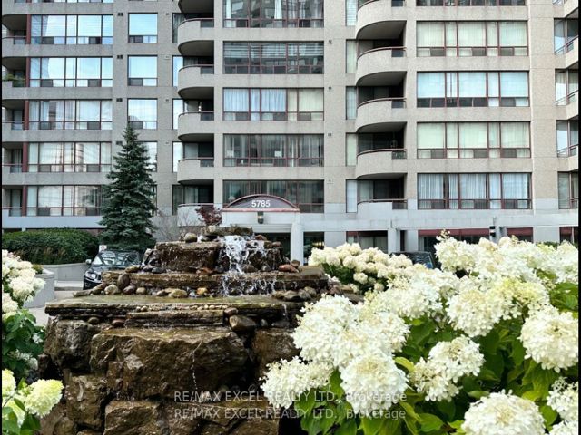 104 - 5785 Yonge St