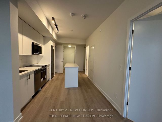 707 - 15 Ellerslie Ave