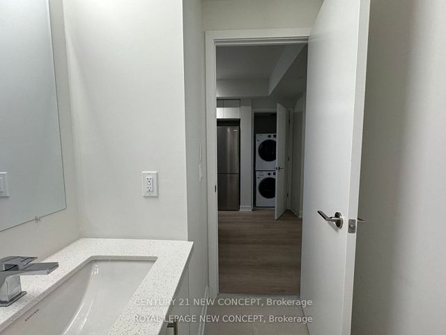 707 - 15 Ellerslie Ave
