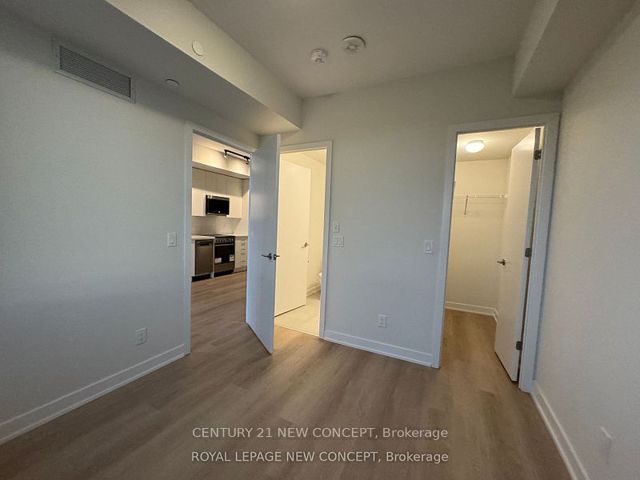 707 - 15 Ellerslie Ave