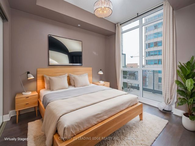 506 - 30 Roehampton Ave