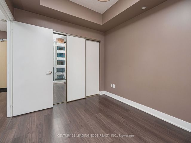 506 - 30 Roehampton Ave