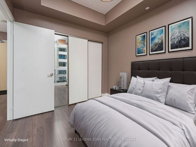506 - 30 Roehampton Ave