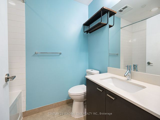 506 - 30 Roehampton Ave