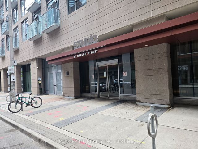 219 - 30 Nelson St S