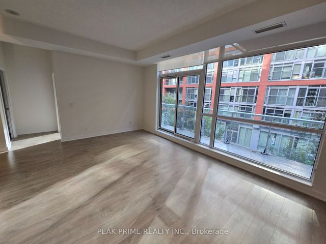 219 - 30 Nelson St S