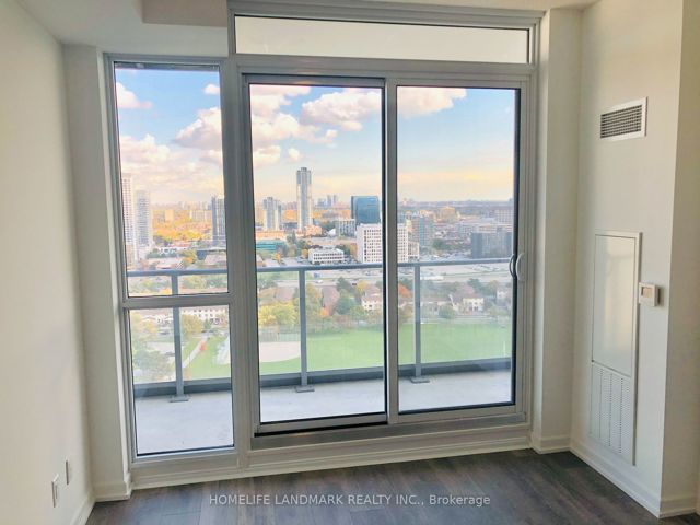 2307 - 32 Forest Manor Rd