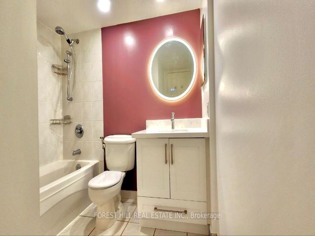2816 - 155 Beecroft Rd