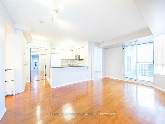 2816 - 155 Beecroft Rd