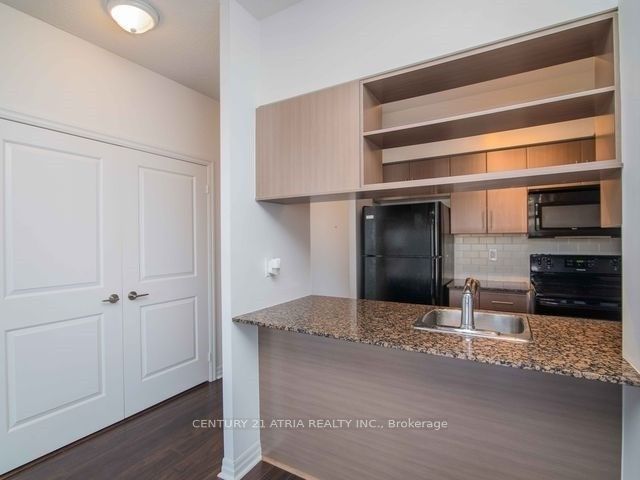 1603 - 30 Herons Hill Way