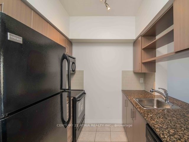1603 - 30 Herons Hill Way